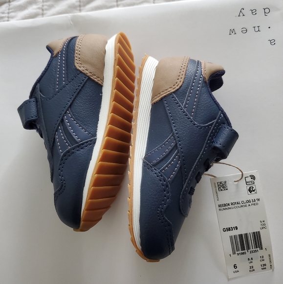 Blue Reebok - Picture 2 of 5